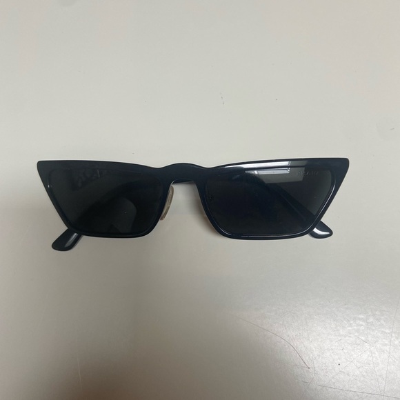 Prada sunglasses - Picture 2 of 2